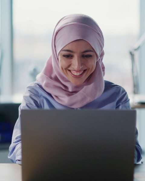 uae-business-0927-06